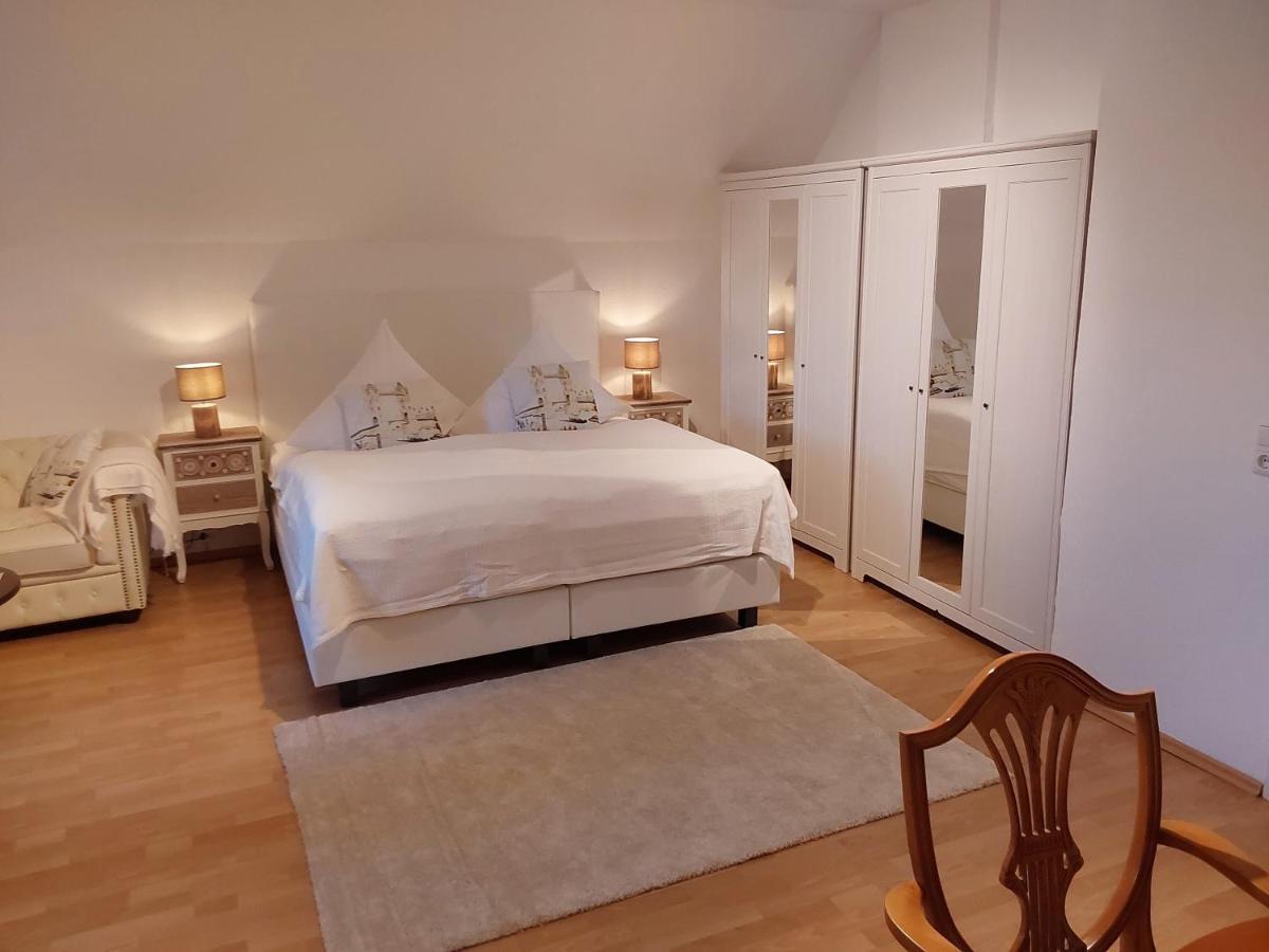Landhotel Garni Zur Linde Ratekau Exterior foto