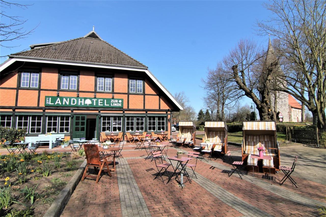 Landhotel Garni Zur Linde Ratekau Exterior foto